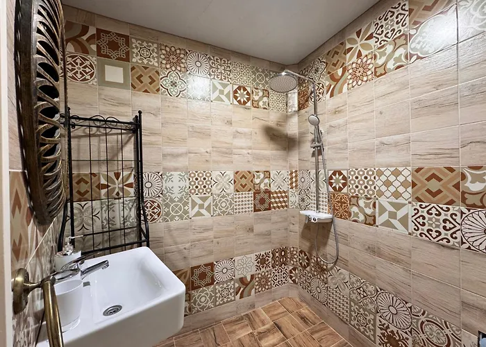 Cozy Steps From Everything! דירה